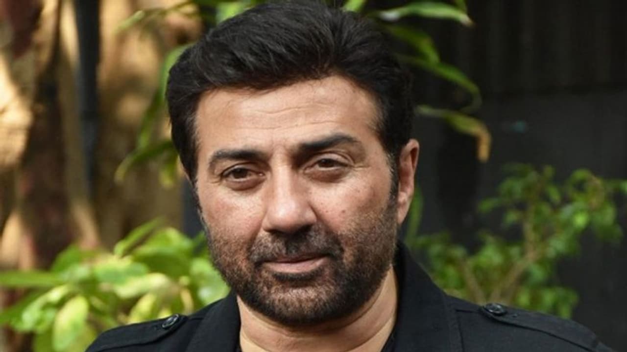 64 साल के सनी देओल के हाथ लगी 100 करोड़ी फिल्म, अब इस साउथ एक्टर के साथ स्क्रीन पर मचाएंगे धमाल 64 साल के सनी देओल के हाथ लगी 100 करोड़ी फिल्म, अब इस साउथ एक्टर के साथ स्क्रीन पर मचाएंगे धमाल