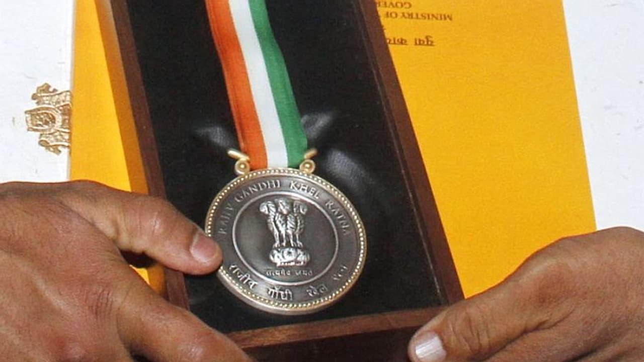 मेजर ध्यानचंद खेल रत्न अवार्ड: सुप्रीम कोर्ट के रिटायर्ड जज की अध्यक्षता वाली 12 सदस्यीय कमेटी करेगी सलेक्शन