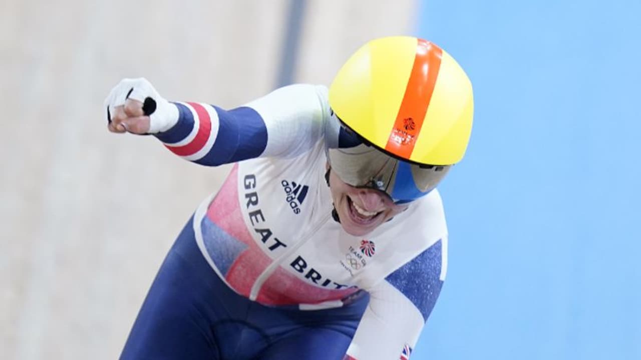 ശരീരഭാരം കുറയ്ക്കാനും ശ്വാസതടസം മാറ്റാനും സൈക്ലിങ് തുടങ്ങി, പിന്നെ മെഡല്പ്പൂരം; അത്ഭുതമായി ലോറ കെന്നി ശരീരഭാരം കുറയ്ക്കാനും ശ്വാസതടസം മാറ്റാനും സൈക്ലിങ് തുടങ്ങി, പിന്നെ മെഡല്പ്പൂരം; അത്ഭുതമായി ലോറ കെന്നി