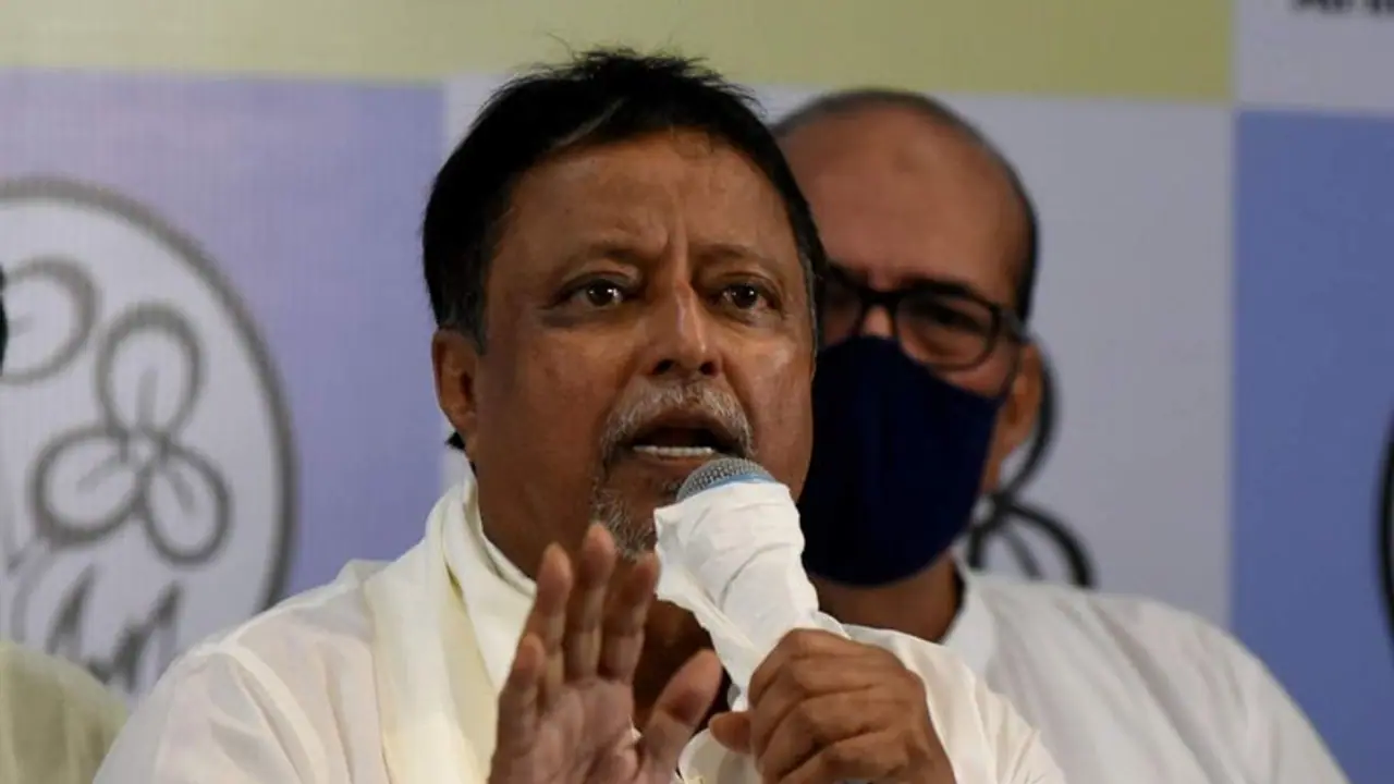 BREAKING NEWS: আচমকাই PAC চেয়ারম্যানের পদ ছাড়লেন মুকুল রায়, ইমেল করে ইস্তফা বিধায়কের BREAKING NEWS: আচমকাই PAC চেয়ারম্যানের পদ ছাড়লেন মুকুল রায়, ইমেল করে ইস্তফা বিধায়কের