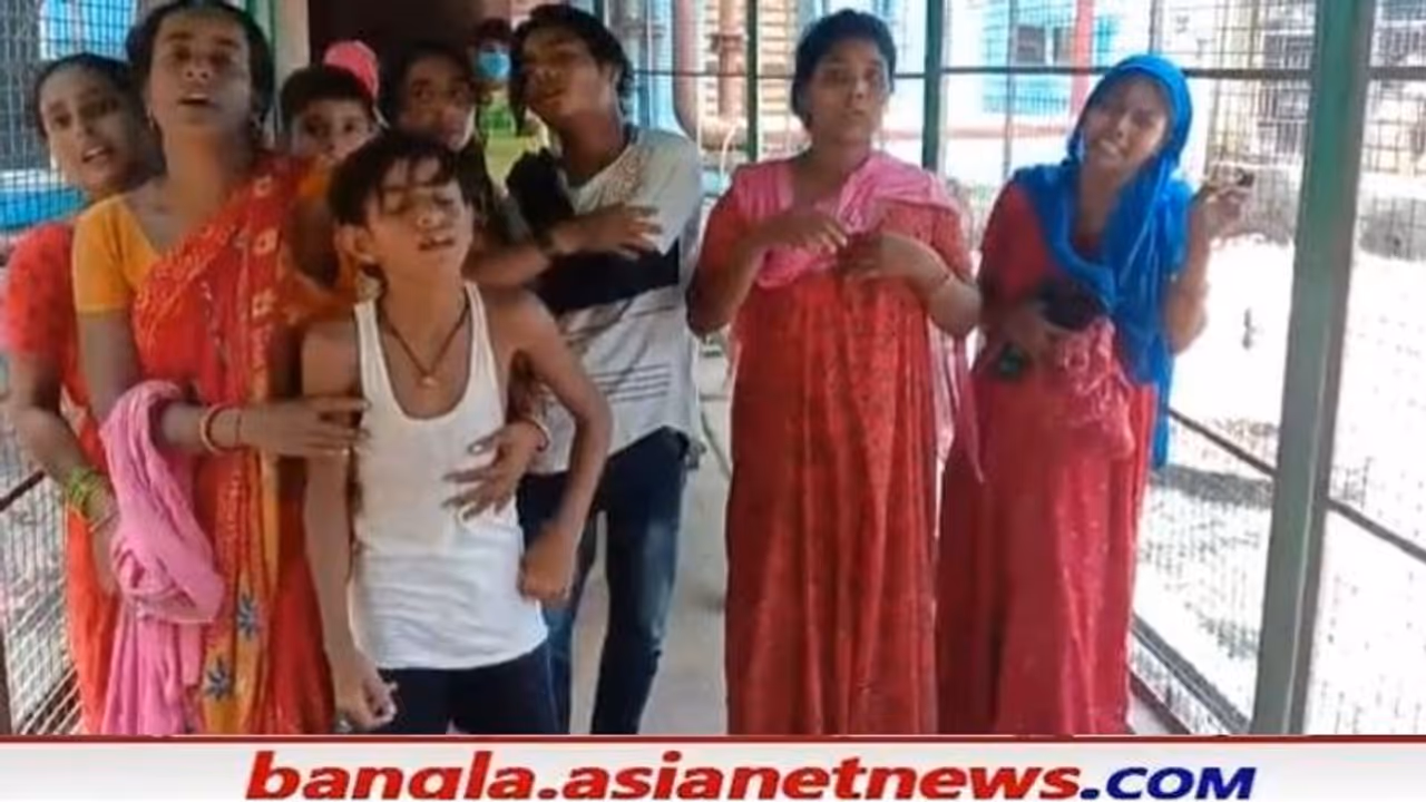 নেশায় বাধা, একই পরিবারের সাতজনকে হাসুয়া দিয়ে কুপিয়ে খুনের চেষ্টা মলদহে