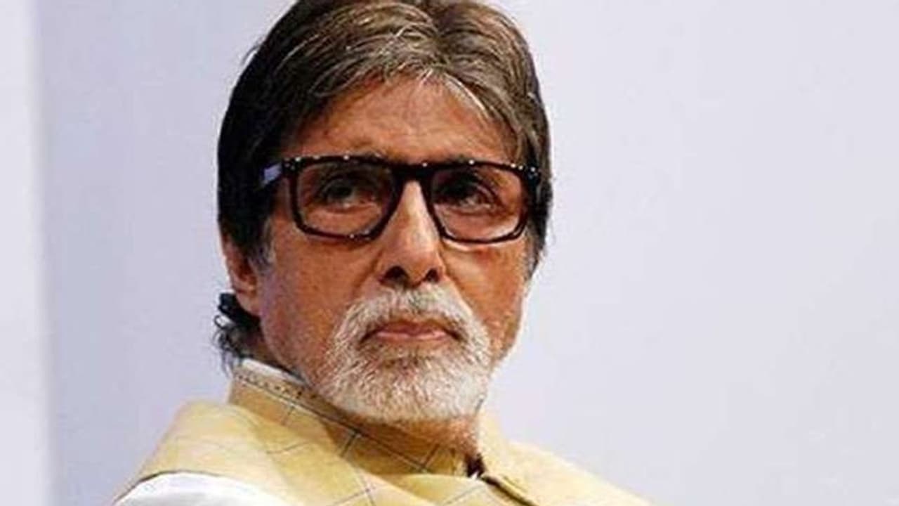 അമിതാഭ് ബച്ചന്റെ വീട്ടിലും റെയില്വേ സ്റ്റേഷനുകളിലും ബോംബ് ഭീഷണി: തമാശയ്ക്ക് ചെയ്തതാണെന്ന് യുവാക്കള് അമിതാഭ് ബച്ചന്റെ വീട്ടിലും റെയില്വേ സ്റ്റേഷനുകളിലും ബോംബ് ഭീഷണി: തമാശയ്ക്ക് ചെയ്തതാണെന്ന് യുവാക്കള്