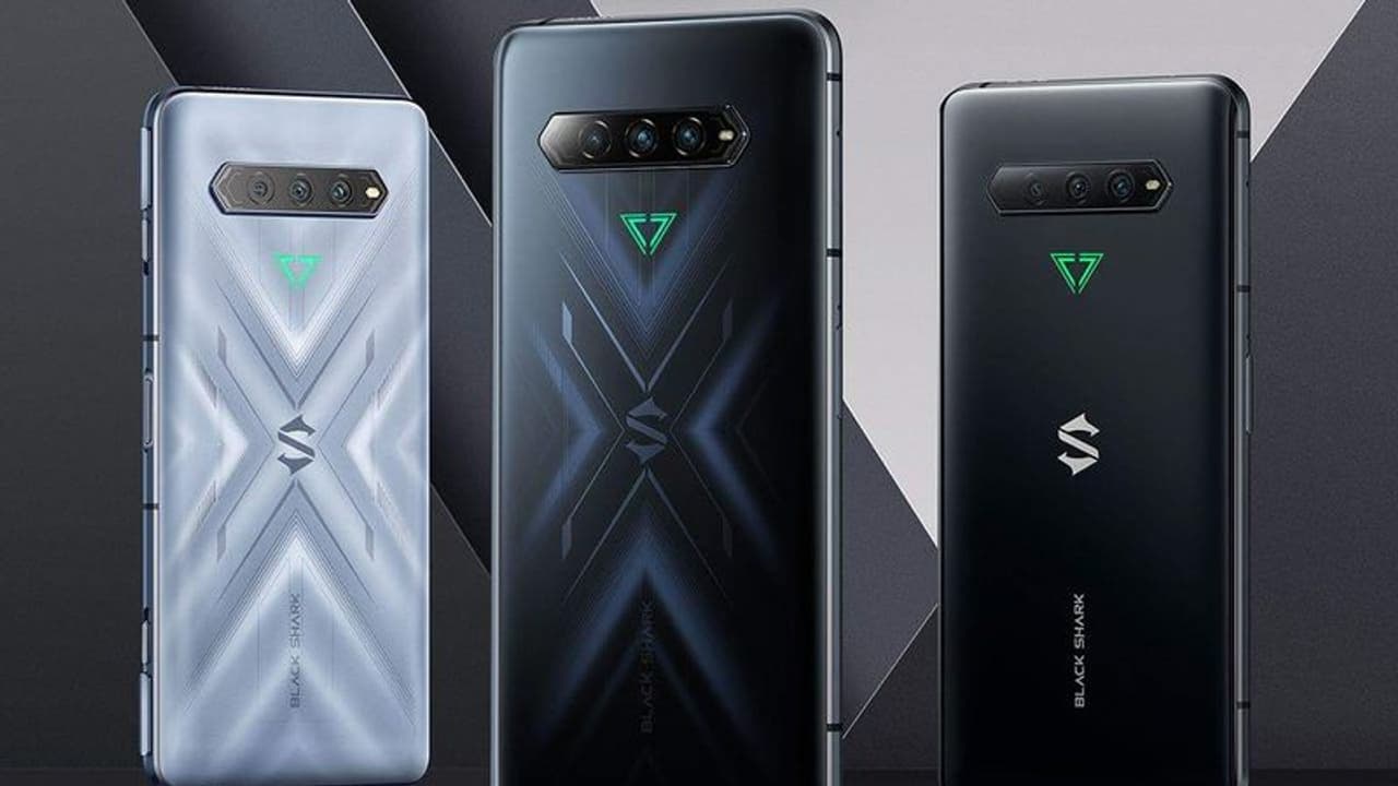 Black Shark 5: గేమింగ్ కోసం ప్రత్యేకమైన స్మార్ట్ఫోన్లు.. అవి ఇవే..! Black Shark 5: గేమింగ్ కోసం ప్రత్యేకమైన స్మార్ట్ఫోన్లు.. అవి ఇవే..!