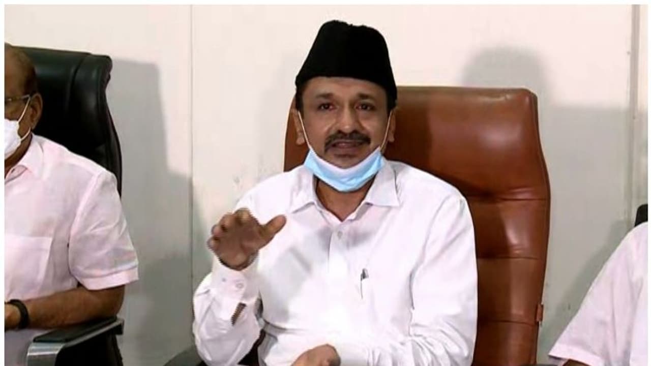 ഹരിത വിവാദം: ലീഗിനോളം വനിതകളെ പരിഗണിച്ചവര്‍ കുറവായിരിക്കും; മുഖ്യമന്ത്രിക്ക് പാണക്കാട് സാദിഖലി തങ്ങളുടെ മറുപടി