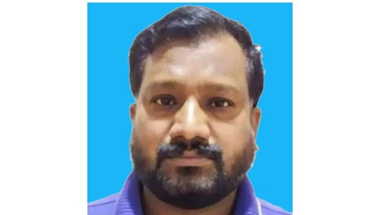 കൊവിഡ് ബാധിച്ച് ചികിത്സയിലായിരുന്ന പ്രവാസി മലയാളി മരിച്ചു കൊവിഡ് ബാധിച്ച് ചികിത്സയിലായിരുന്ന പ്രവാസി മലയാളി മരിച്ചു