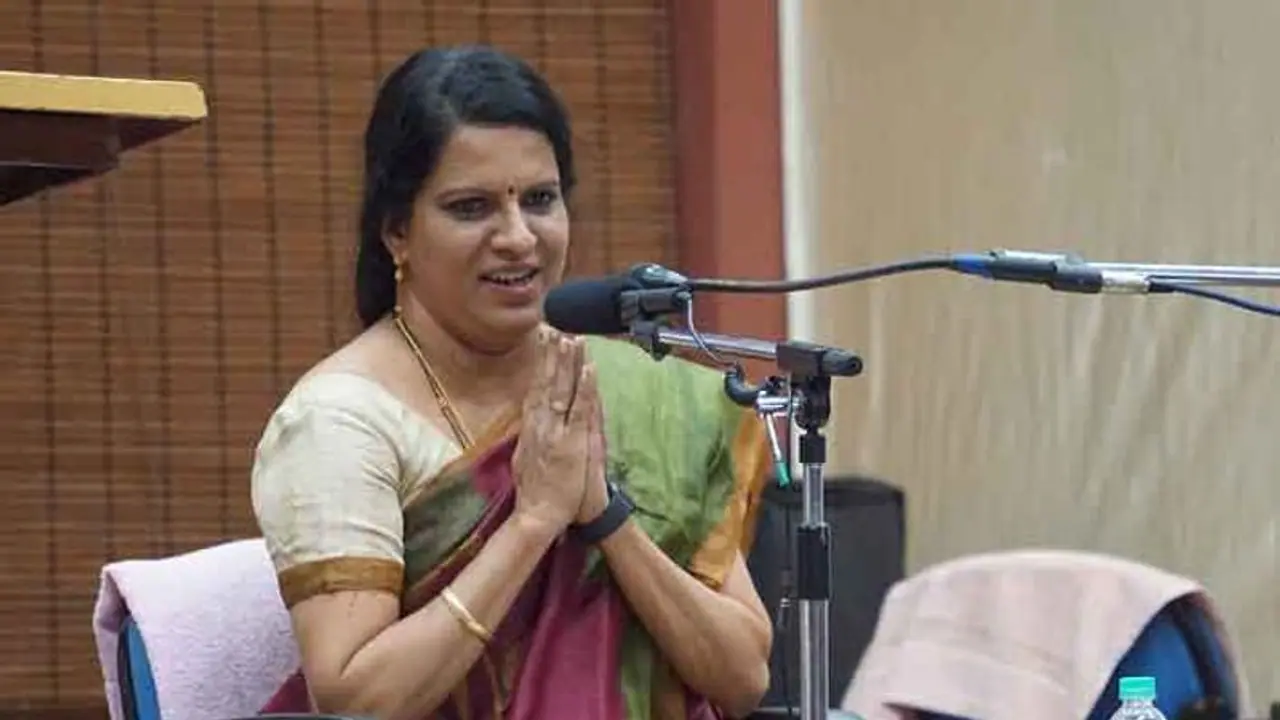 மூளை நரம்புகளில் ஏற்பட்ட பாதிப்பால் பாரதி பாஸ்கருக்கு அறுவை சிகிச்சை.. உடல்நிலை எப்படி இருக்கிறது? மூளை நரம்புகளில் ஏற்பட்ட பாதிப்பால் பாரதி பாஸ்கருக்கு அறுவை சிகிச்சை.. உடல்நிலை எப்படி இருக்கிறது?