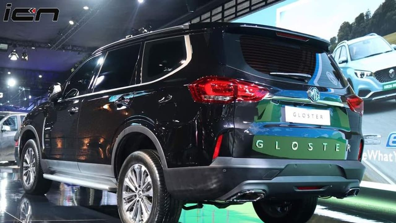 6 ലക്ഷം വിലക്കിഴിവിൽ ഫോർച്യൂണറിന്‍റെ എതിരാളി!കമ്പനി വില വെട്ടിയത് പഴയ ഗ്ലോസ്റ്ററുകളുടെ സ്റ്റോക്ക് തീർക്കാൻ