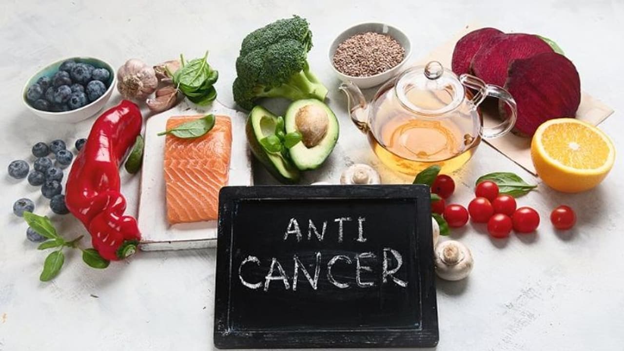 ക്യാന്സറിനെ പ്രതിരോധിക്കാന് കഴിക്കാം ഈ എട്ട് ഭക്ഷണങ്ങള്... ക്യാന്സറിനെ പ്രതിരോധിക്കാന് കഴിക്കാം ഈ എട്ട് ഭക്ഷണങ്ങള്...