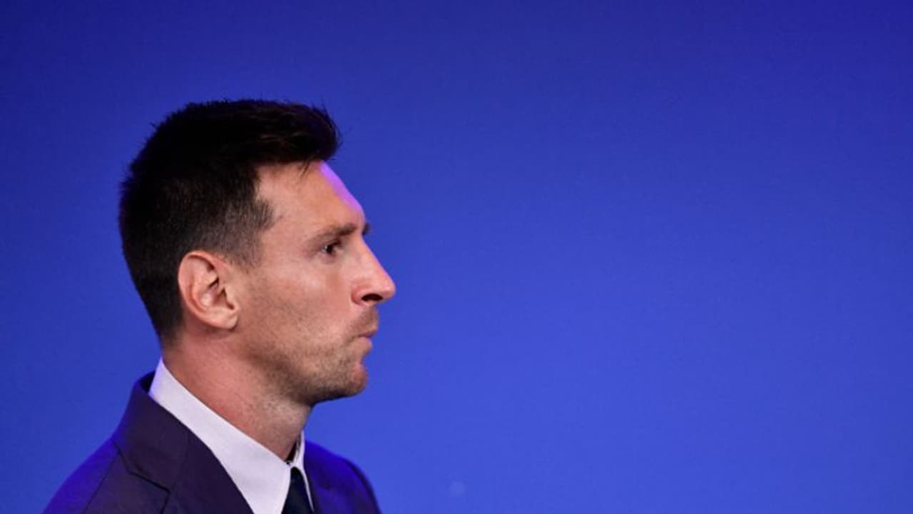 പിഎസ്ജി അഭ്യൂഹങ്ങള് കത്തുമ്പോഴും മെസി എവിടെ; എപ്പോള് പാരീസിലെത്തും പിഎസ്ജി അഭ്യൂഹങ്ങള് കത്തുമ്പോഴും മെസി എവിടെ; എപ്പോള് പാരീസിലെത്തും