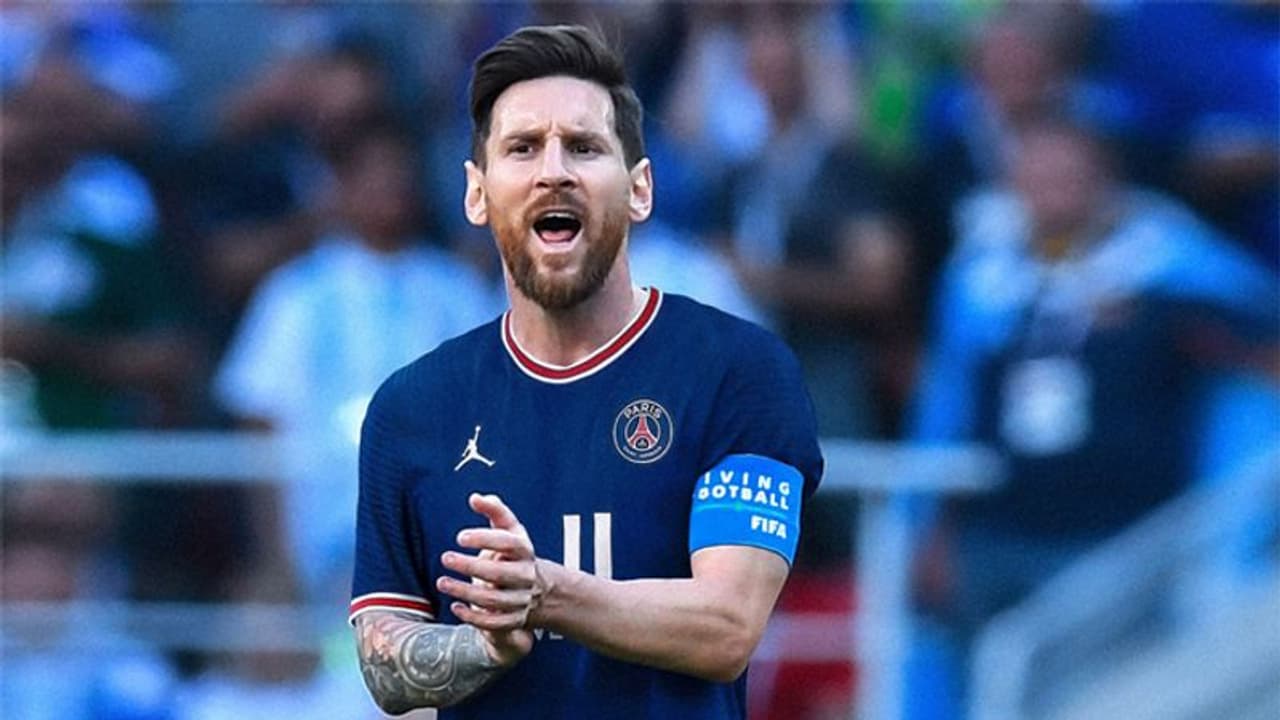 സസ്പെൻഷന് പിന്നാലെ ഞെട്ടിക്കുന്ന തീരുമാനമെടുത്ത് മെസി, പിഎസ്‍ജി വിടുമെന്ന് പ്രഖ്യാപിച്ചു, പുതിയ ക്ലബിലും സൂചന!