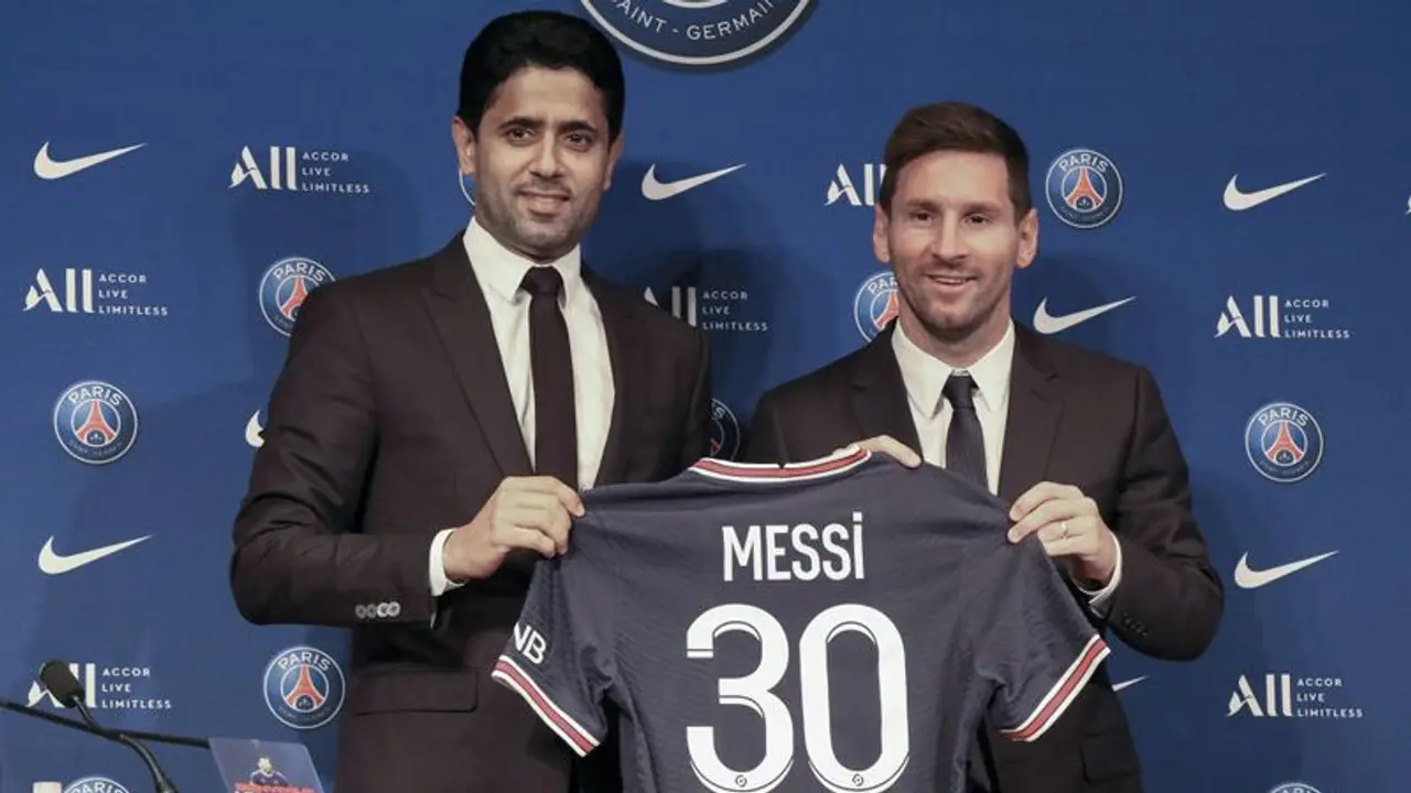 WATCH: PSG unveils Lionel Messi in Paris, fans go crazy WATCH: PSG unveils Lionel Messi in Paris, fans go crazy