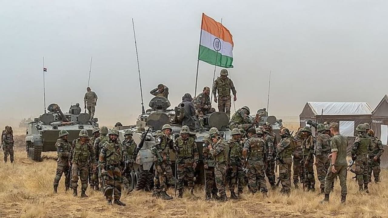 Shaurya Awards : ಶೌರ್ಯ ಪ್ರಶಸ್ತಿ ಪಡೆದ ಸೈನಿಕರಿಗೆ ಬಂಪರ್ Shaurya Awards : ಶೌರ್ಯ ಪ್ರಶಸ್ತಿ ಪಡೆದ ಸೈನಿಕರಿಗೆ ಬಂಪರ್