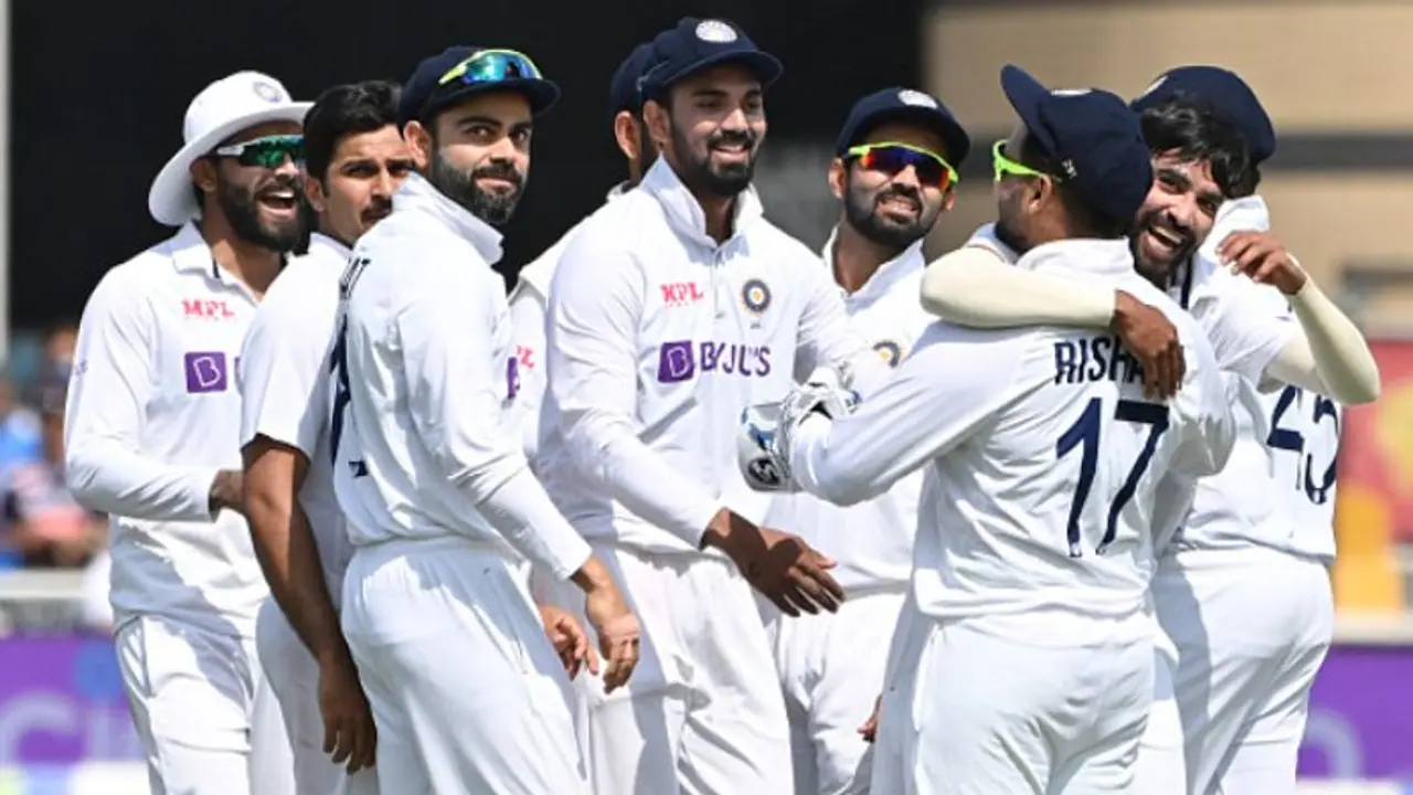 50 साल बाद ओवल में अंग्रेजों को हराया, पीएम बोले वैक्सीनेशन फ्रंट हो या क्रिकेट पिच, टीम इंडिया आलवेज विन्स 50 साल बाद ओवल में अंग्रेजों को हराया, पीएम बोले वैक्सीनेशन फ्रंट हो या क्रिकेट पिच, टीम इंडिया आलवेज विन्स