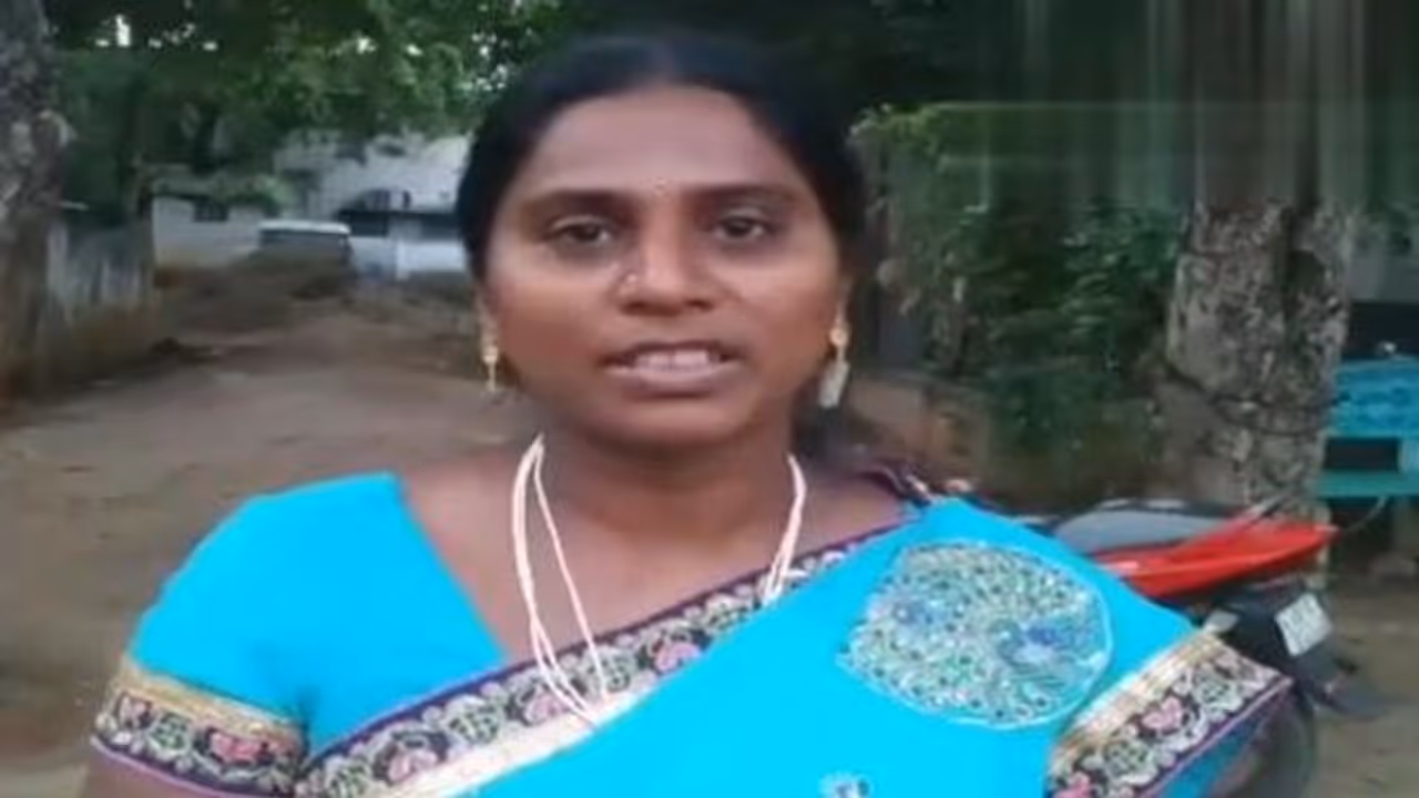 సీఎం జగన్ గారు... నాకు న్యాయం చేయండి: కృష్ణా జిల్లా మహిళ ఆవేదన (వీడియో) సీఎం జగన్ గారు... నాకు న్యాయం చేయండి: కృష్ణా జిల్లా మహిళ ఆవేదన (వీడియో)