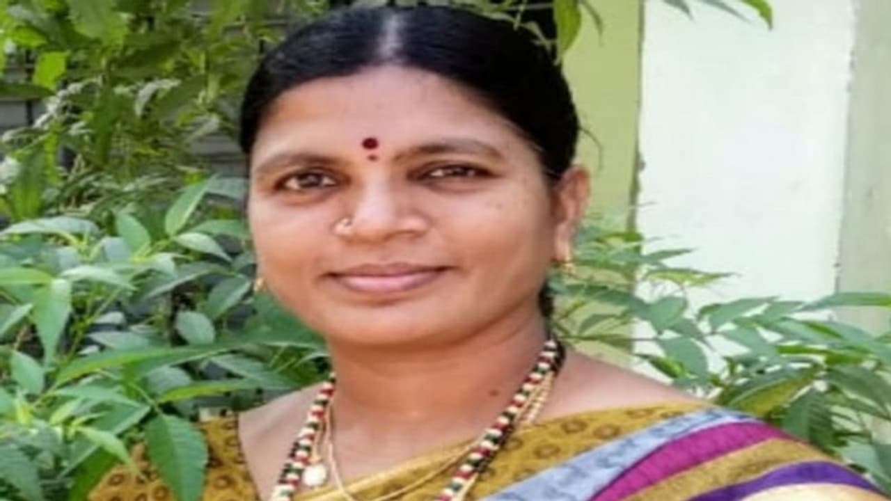 పురిమళ్ల సునంద కథ: లోకం తీరు ఇదేనేమో. పురిమళ్ల సునంద కథ: లోకం తీరు ఇదేనేమో.