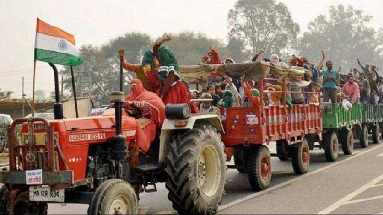 Farmers’ protest: Women farmers lead dress rehearsal in Haryana; to hold ‘tractor parade’ on I Day Farmers’ protest: Women farmers lead dress rehearsal in Haryana; to hold ‘tractor parade’ on I Day