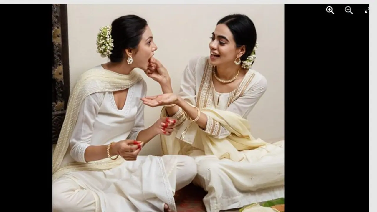 Clothing brand faces backlash after including dosa, idli in ‘sadhya’ for Onam Collection pics, netizens react Clothing brand faces backlash after including dosa, idli in ‘sadhya’ for Onam Collection pics, netizens react