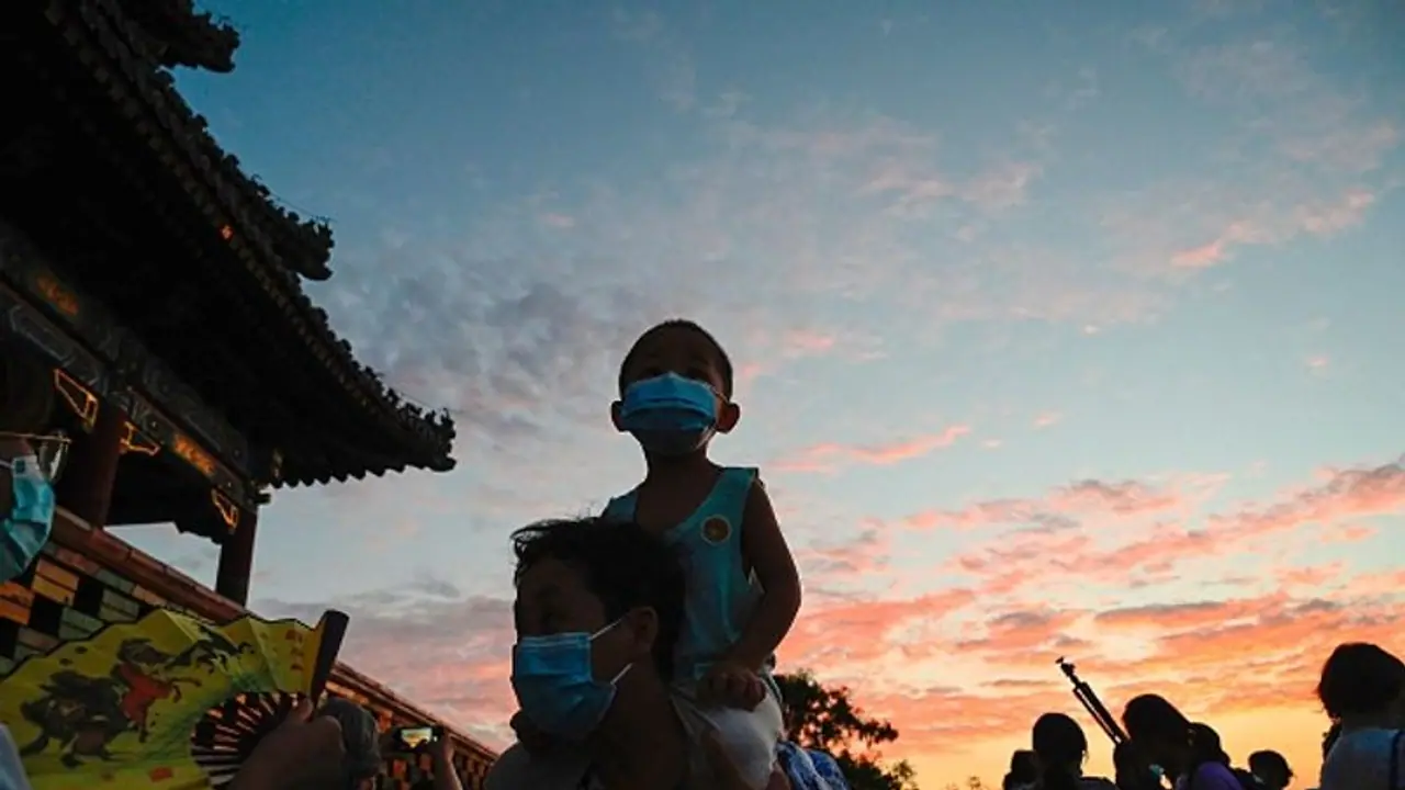 పిల్లలను కంటే సాలరీ హైక్.. ఏడాదిపాటు సెలవులు.. మన దేశంలోనే ఎక్కడంటే?