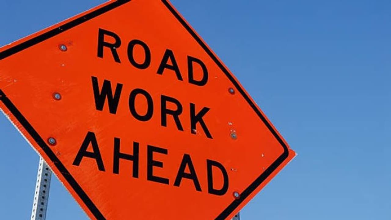 നീണ്ട കാത്തിരിപ്പിന് വിരാമം; ഗുരുവായൂർ റെയിൽവേ മേൽപ്പാല നിര്‍മ്മാണം ആരംഭിച്ചു, ഗതാഗത നിയന്ത്രണം