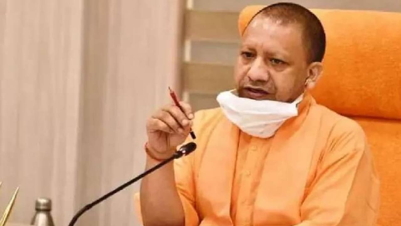 যোগীর উন্নয়নের বিজ্ঞাপনে ‘মা’ উড়ালপুলের ছবি, কৃতিত্ব চুরির অভিযোগ তৃণমূলের যোগীর উন্নয়নের বিজ্ঞাপনে ‘মা’ উড়ালপুলের ছবি, কৃতিত্ব চুরির অভিযোগ তৃণমূলের