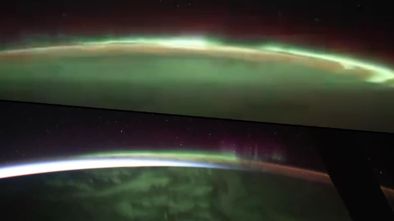 Astronaut shares timelapse video of aurora australis taken from space; watch video Astronaut shares timelapse video of aurora australis taken from space; watch video