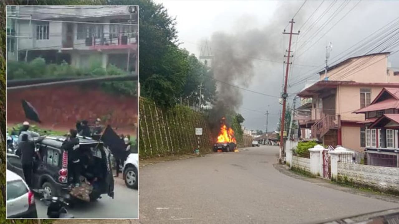 पूर्व उग्रवादी के एनकाउंटर के बाद Meghalaya में तनाव, होम मिनिस्टर ने दिया इस्तीफा, 2 दिन तक Alert पूर्व उग्रवादी के एनकाउंटर के बाद Meghalaya में तनाव, होम मिनिस्टर ने दिया इस्तीफा, 2 दिन तक Alert