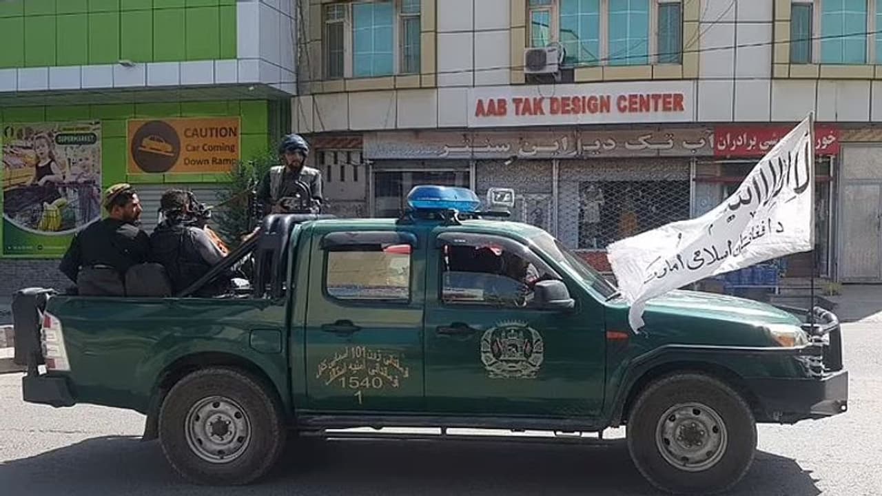 'സൈന്യത്തെ അയക്കില്ല, അഫ്ഗാനിലെ യാഥാര്ത്ഥ്യം അംഗീകരിക്കുന്നു'; പ്രതികരണവുമായി ബ്രിട്ടന് 'സൈന്യത്തെ അയക്കില്ല, അഫ്ഗാനിലെ യാഥാര്ത്ഥ്യം അംഗീകരിക്കുന്നു'; പ്രതികരണവുമായി ബ്രിട്ടന്