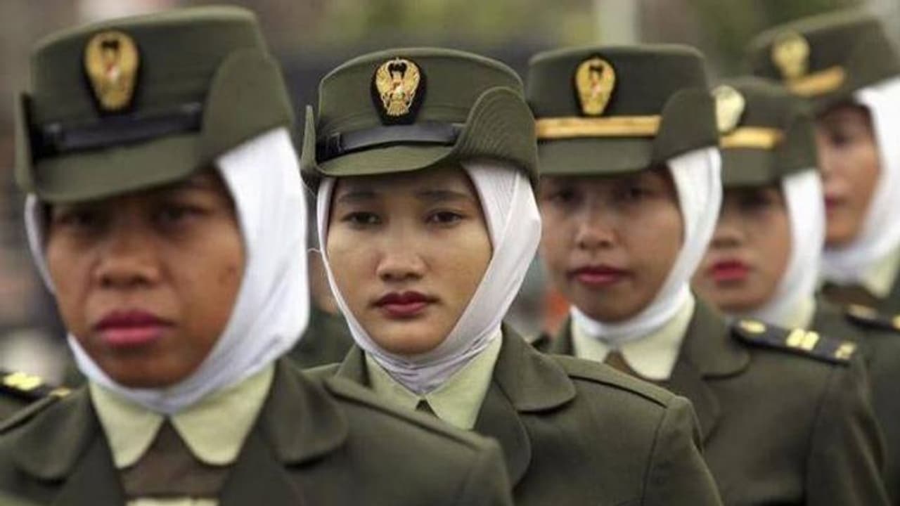 സൈന്യത്തിൽ ചേരുന്ന വനിതകൾക്ക് ഇനി 'കന്യകാത്വ' പരിശോധന ഇല്ല, തീരുമാനം വ്യക്തമാക്കി ഇന്തോനേഷ്യ സൈന്യത്തിൽ ചേരുന്ന വനിതകൾക്ക് ഇനി 'കന്യകാത്വ' പരിശോധന ഇല്ല, തീരുമാനം വ്യക്തമാക്കി ഇന്തോനേഷ്യ