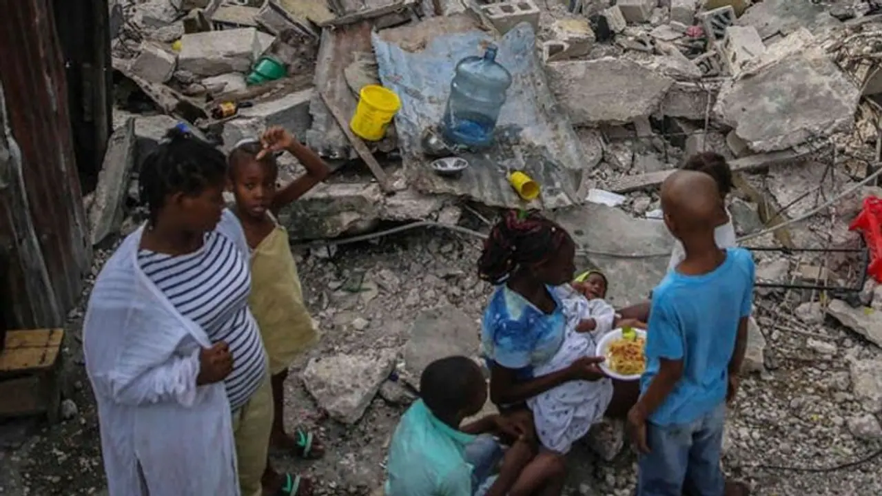 Fresh tremors strike Haiti still reeling from earthquake, death toll rises Fresh tremors strike Haiti still reeling from earthquake, death toll rises