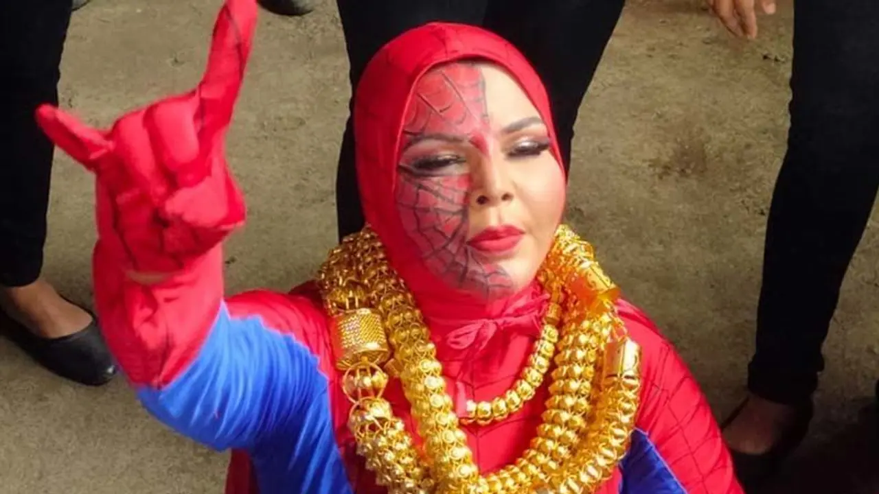 Why Rakhi Sawant why? Jealous of Sidharth Shukla and Shehnaaz Gill, Rakhi wants to enter Bigg Boss OTT Why Rakhi Sawant why? Jealous of Sidharth Shukla and Shehnaaz Gill, Rakhi wants to enter Bigg Boss OTT