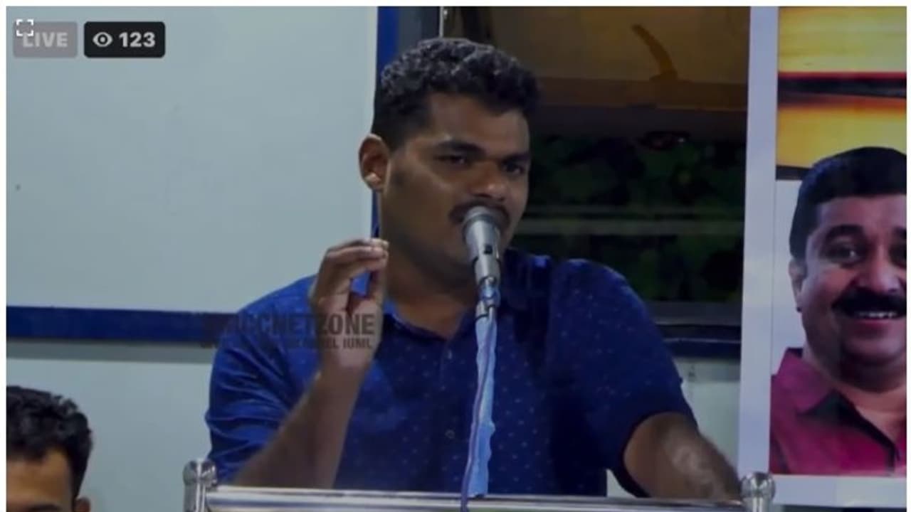 തെറ്റ് ചെയ്തിട്ടില്ല, ആത്മാഭിമാനമാണ് വലുത്; എംഎസ്എഫുകാർ ഫേസ്ബുക്കിലെ ഫാൻസ് അസോസിയേഷൻ ആകരുതെന്നും പി കെ നവാസ് തെറ്റ് ചെയ്തിട്ടില്ല, ആത്മാഭിമാനമാണ് വലുത്; എംഎസ്എഫുകാർ ഫേസ്ബുക്കിലെ ഫാൻസ് അസോസിയേഷൻ ആകരുതെന്നും പി കെ നവാസ്