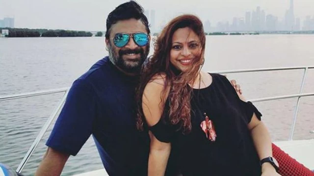 'ഭാര്യയാണ് എപ്പോഴും ശരി'യെന്ന് മാധവന്റ് ഭാര്യയുടെ പോസ്റ്റ്, കമന്റുമായി താരം 'ഭാര്യയാണ് എപ്പോഴും ശരി'യെന്ന് മാധവന്റ് ഭാര്യയുടെ പോസ്റ്റ്, കമന്റുമായി താരം