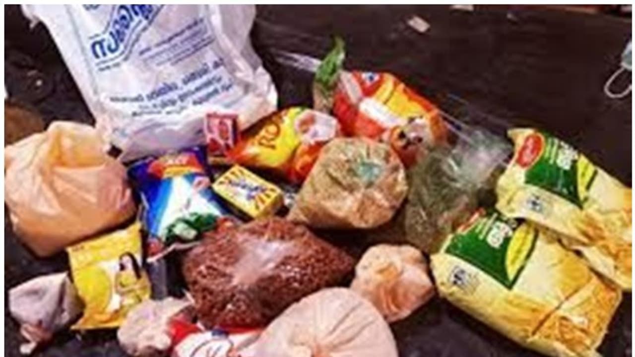 Kerala News HIGHLIGHTS: Kerala govt to distribute Onam kits only to yellow card holders this year Kerala News HIGHLIGHTS: Kerala govt to distribute Onam kits only to yellow card holders this year