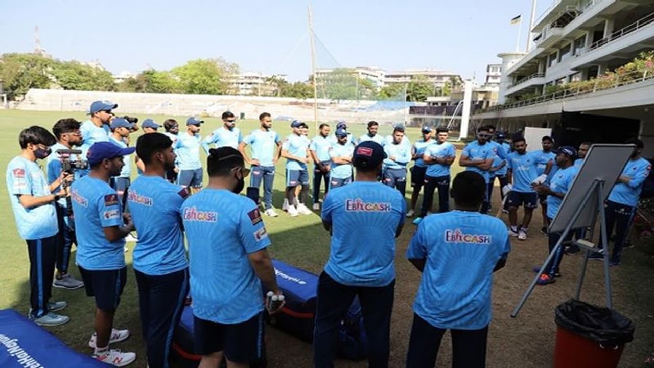 IPL2021 के लिए इस दिन दुबई रवाना होगी Delhi Capitals, कप्तानी को लेकर टीम में बड़ी समस्या IPL2021 के लिए इस दिन दुबई रवाना होगी Delhi Capitals, कप्तानी को लेकर टीम में बड़ी समस्या