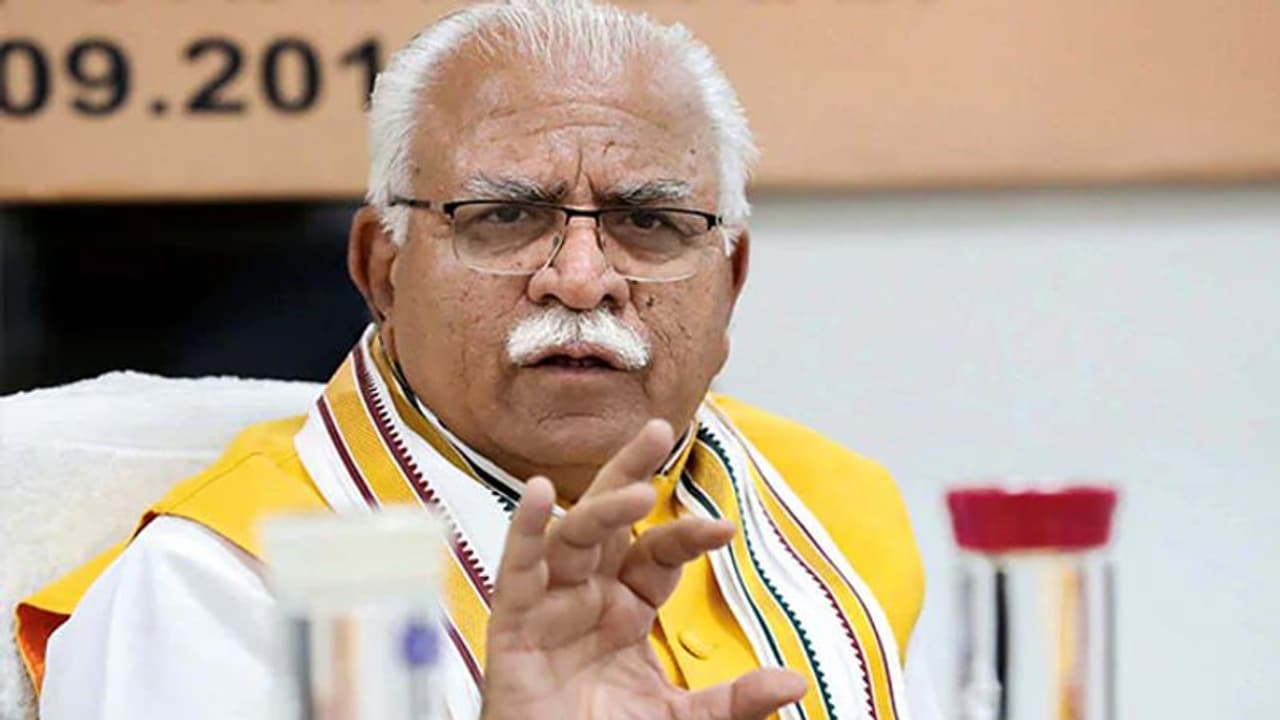 'लट्ठ' वाले बयान पर CM खट्टर की माफी, कहा शांति भंग न हो, सद्भाव भी बना रहे 'लट्ठ' वाले बयान पर CM खट्टर की माफी, कहा शांति भंग न हो, सद्भाव भी बना रहे