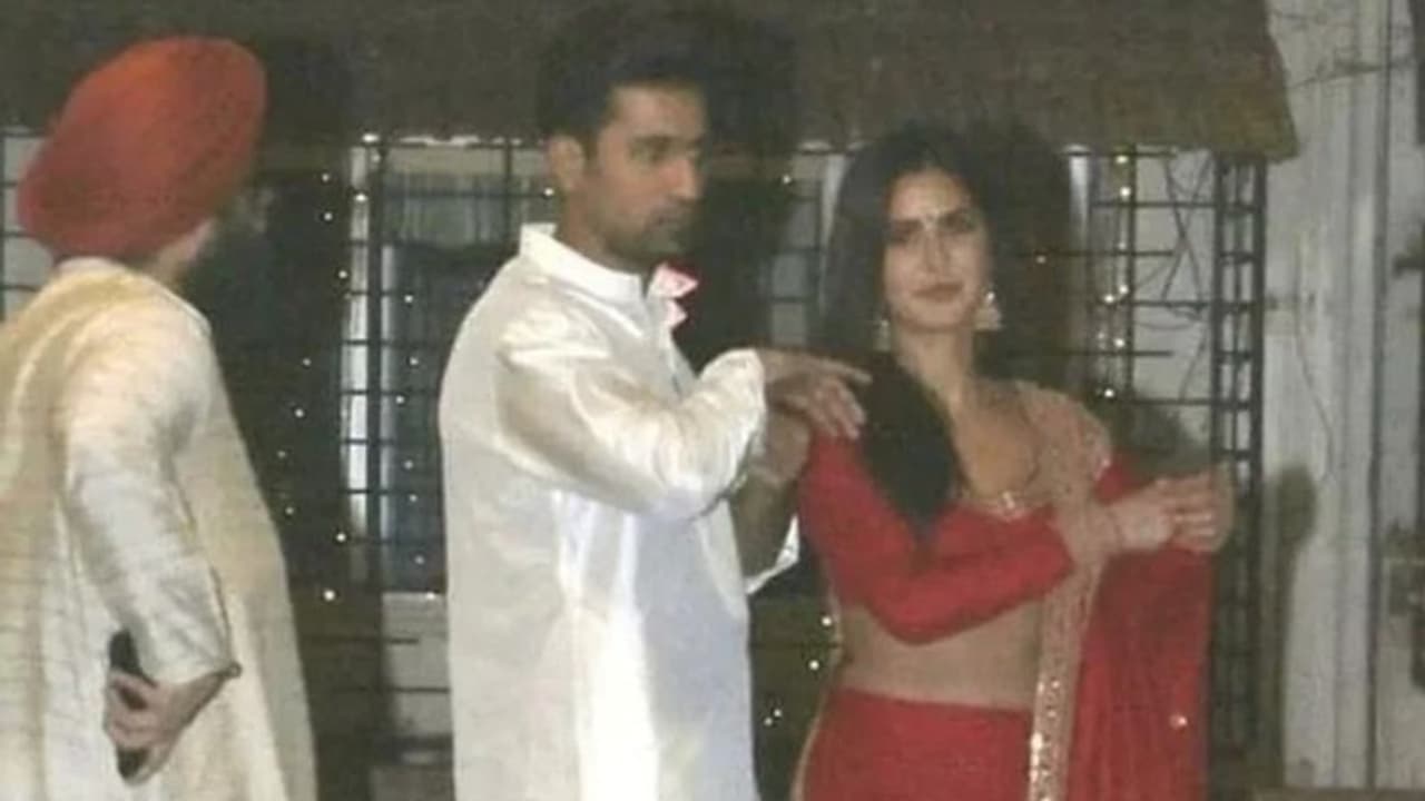 'വിക്കി കൗശലിന്റെയും കത്രീനയുടെയും വിവാഹ നിശ്ചയം കഴിഞ്ഞോ?', അന്വേഷിച്ച് ആരാധകര്‍