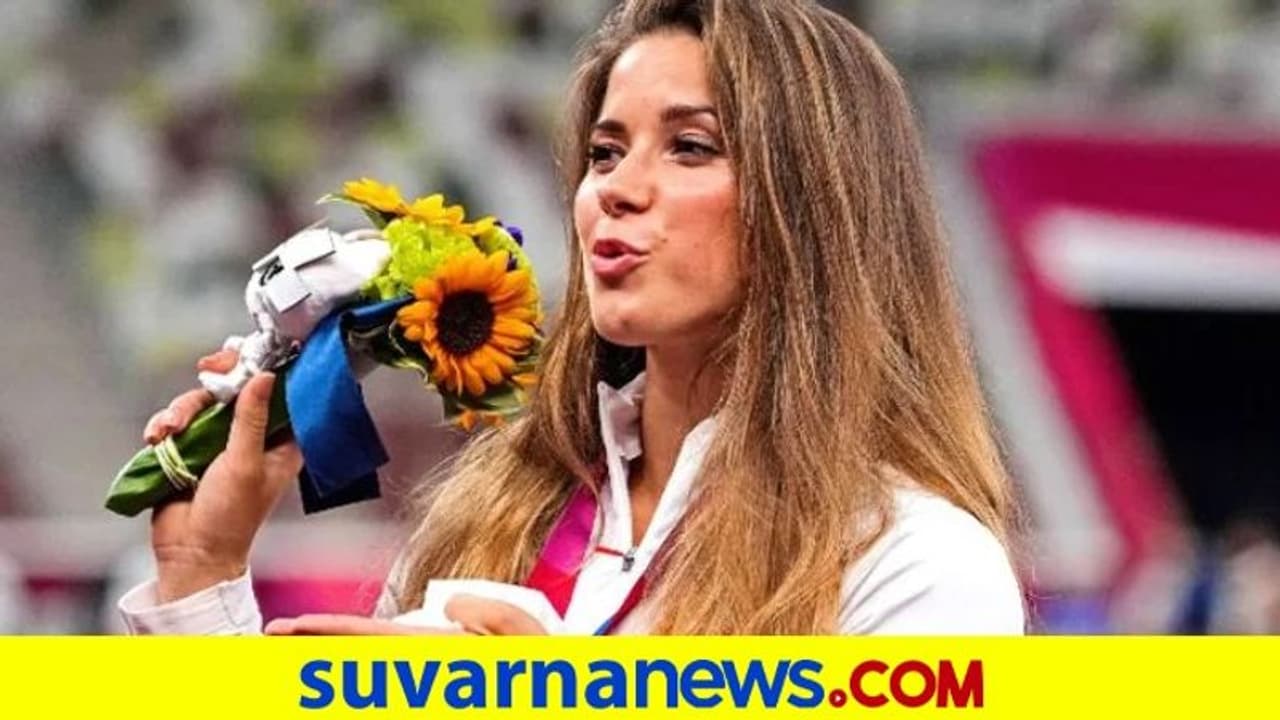 8 ತಿಂಗಳ ಮಗುವಿನ ಚಿಕಿತ್ಸೆಗೆ ಒಲಿಂಪಿಕ್ಸ್ ಪದಕವನ್ನೇ ಹರಾಜಿಗಿಟ್ಟ ಮರಿಯಾ 8 ತಿಂಗಳ ಮಗುವಿನ ಚಿಕಿತ್ಸೆಗೆ ಒಲಿಂಪಿಕ್ಸ್ ಪದಕವನ್ನೇ ಹರಾಜಿಗಿಟ್ಟ ಮರಿಯಾ