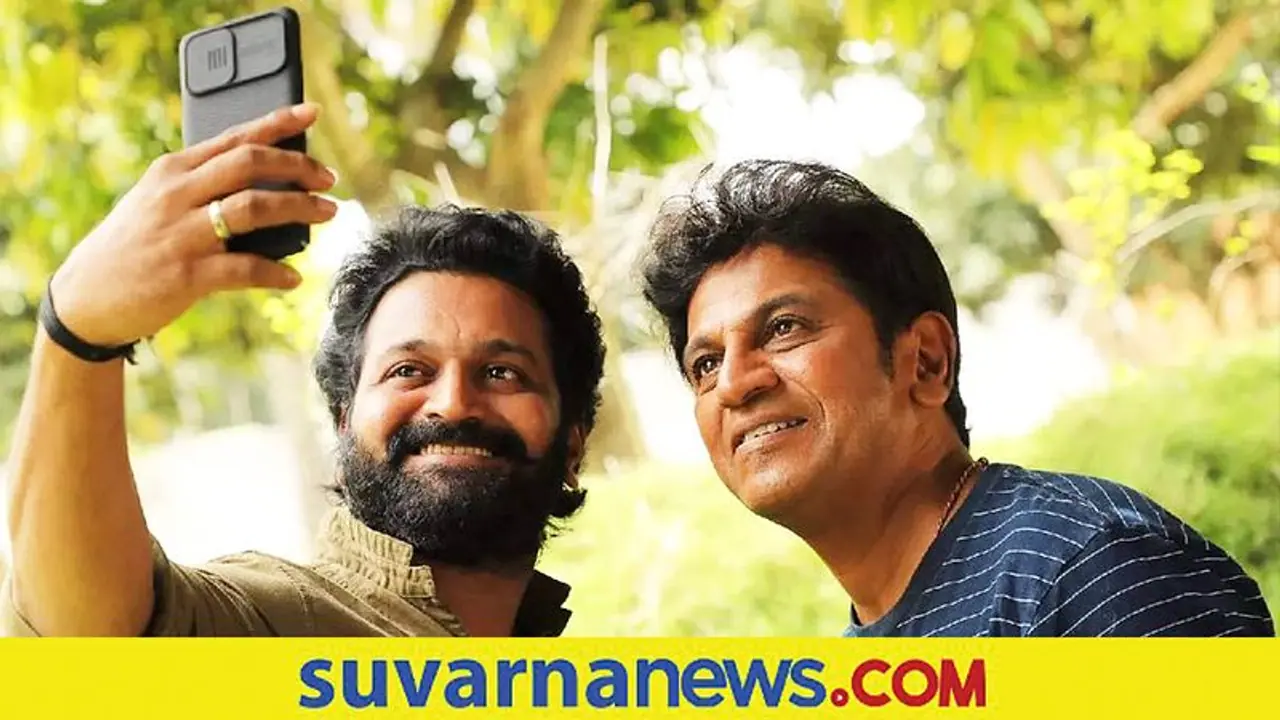 100 ಚಿತ್ರಗಳ ಸರದಾರನಿಗೆ ಕತೆ ಹೇಳೋದೇ ಖುಷಿ: ರಿಷಬ್ ಶೆಟ್ಟಿ 100 ಚಿತ್ರಗಳ ಸರದಾರನಿಗೆ ಕತೆ ಹೇಳೋದೇ ಖುಷಿ: ರಿಷಬ್ ಶೆಟ್ಟಿ