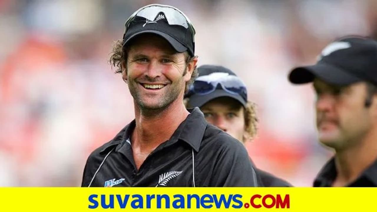 ಶಸ್ತ್ರಚಿಕಿತ್ಸೆ ಬಳಿಕ ಚೇತರಿಸಿಕೊಳ್ಳುತ್ತಿರುವ ನ್ಯೂಜಿಲೆಂಡ್ ಕ್ರಿಕೆಟ್ ಸವ್ಯಸಾಚಿ ಕ್ರಿಸ್ ಕ್ರೇನ್ಸ್ ಶಸ್ತ್ರಚಿಕಿತ್ಸೆ ಬಳಿಕ ಚೇತರಿಸಿಕೊಳ್ಳುತ್ತಿರುವ ನ್ಯೂಜಿಲೆಂಡ್ ಕ್ರಿಕೆಟ್ ಸವ್ಯಸಾಚಿ ಕ್ರಿಸ್ ಕ್ರೇನ್ಸ್