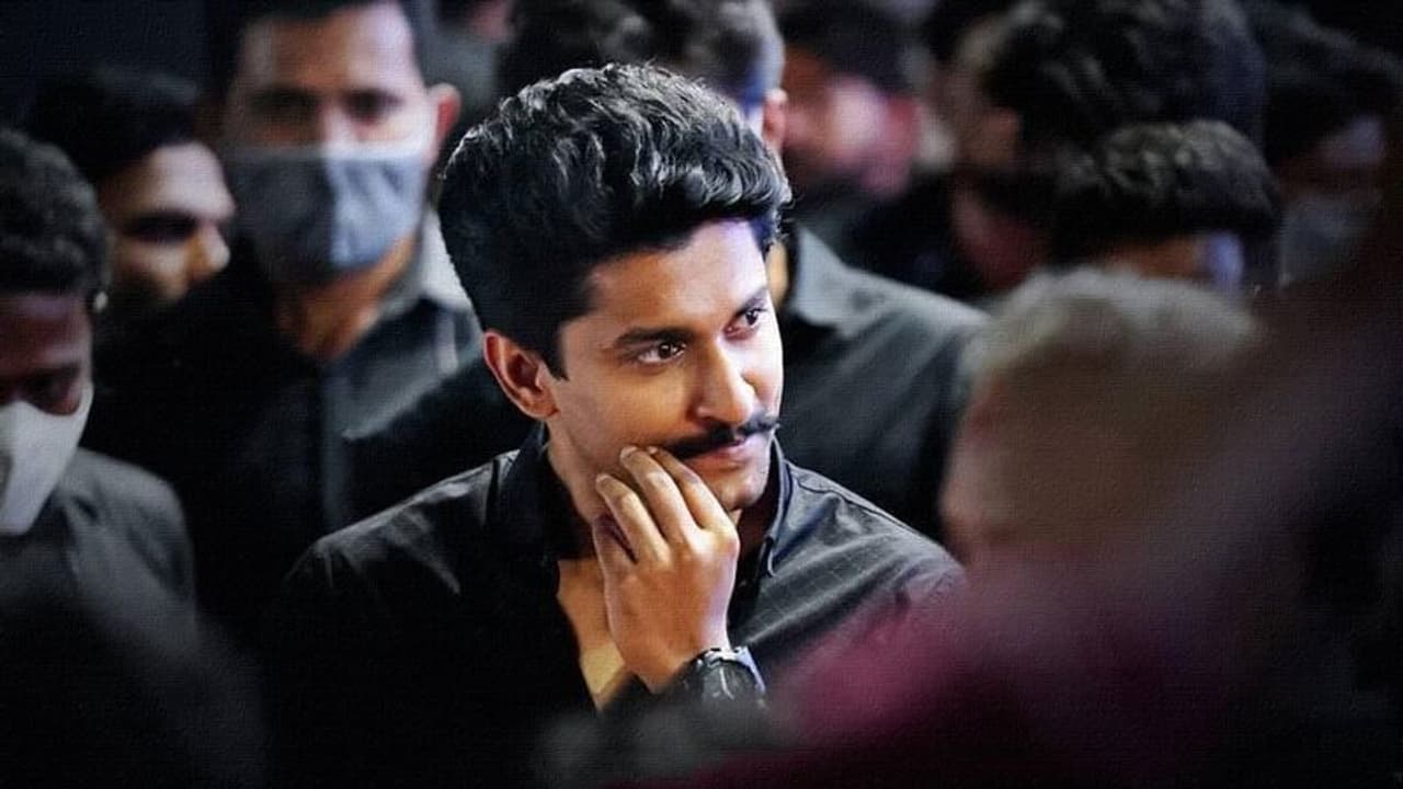 పాపం నాని...రెండు వైపులా పోటే,పోటీనే