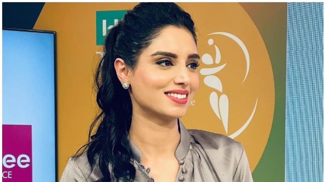 మహ్మద్ సిరాజ్ పేస్కు పాకిస్తానీ యాంకర్ ఫిదా మహ్మద్ సిరాజ్ పేస్కు పాకిస్తానీ యాంకర్ ఫిదా