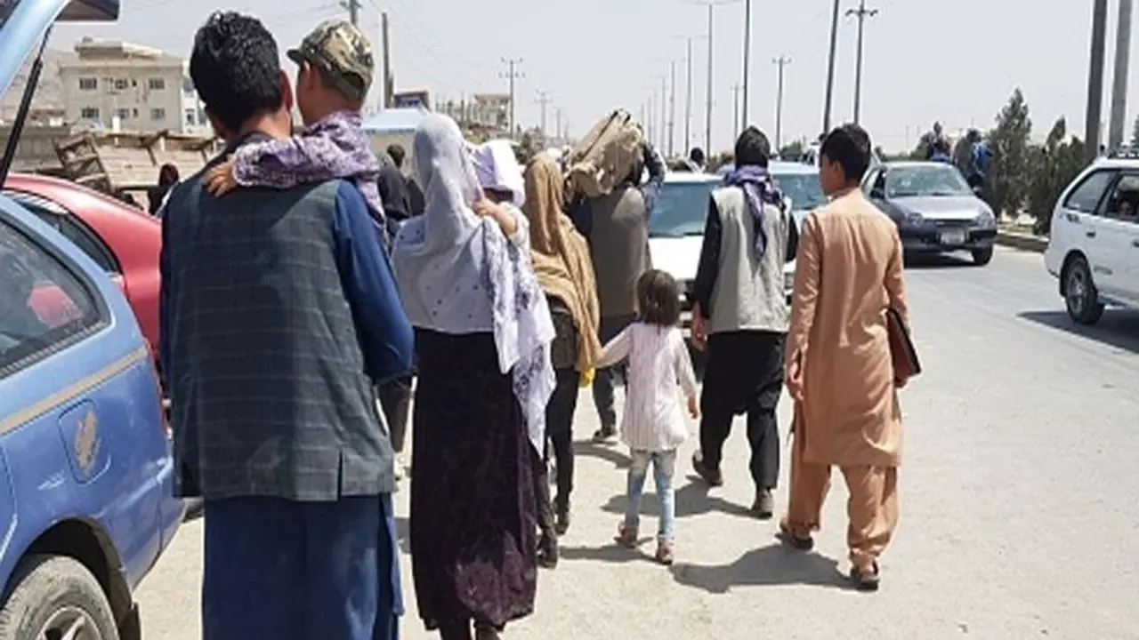 भारत आ रहे 70 सिखों और हिंदुओं को तबिलान ने काबुल एयरपोर्ट से लौटाया, कहा आप नहीं छोड़ सकते हैं देश