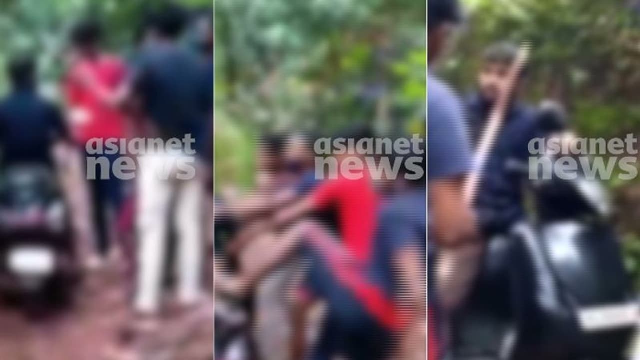 മലപ്പുറത്ത് യുവാവിന് നേരെ സദാചാര ആക്രമണം: മർദ്ദനം പെൺകുട്ടിയുമായി വാട്സ്ആപ്പിൽ ചാറ്റ് ചെയ്തെന്ന പേരിൽ മലപ്പുറത്ത് യുവാവിന് നേരെ സദാചാര ആക്രമണം: മർദ്ദനം പെൺകുട്ടിയുമായി വാട്സ്ആപ്പിൽ ചാറ്റ് ചെയ്തെന്ന പേരിൽ