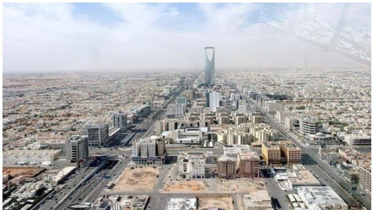 സൗദിയിൽ മക്കയിലും മദീനയിലും ഉൾപ്പെടെ എവിടെയും വിദേശികൾക്ക് സ്വത്ത് വാങ്ങാം; നിയമം ഉടൻ സൗദിയിൽ മക്കയിലും മദീനയിലും ഉൾപ്പെടെ എവിടെയും വിദേശികൾക്ക് സ്വത്ത് വാങ്ങാം; നിയമം ഉടൻ