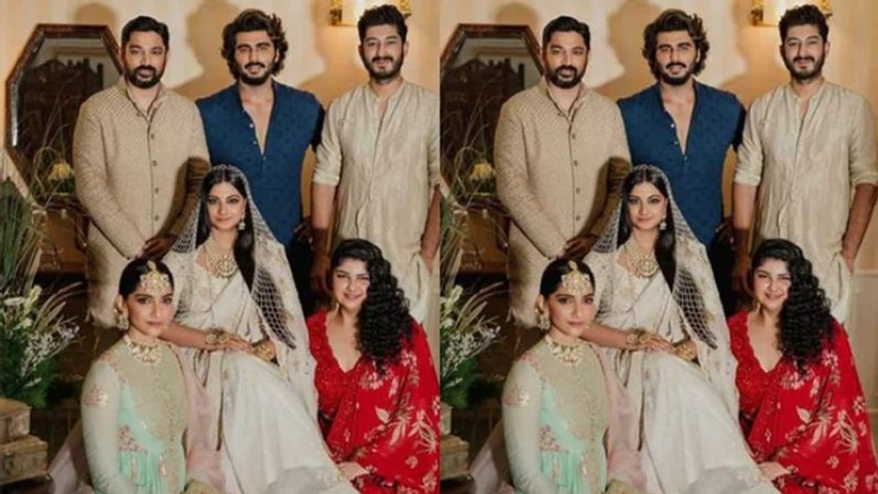 സഹോദരങ്ങളെ ചേര്ത്ത് പിടിച്ച് രക്ഷാബന്ധൻ ആഘോഷിച്ച് അര്ജുൻ കപൂര് സഹോദരങ്ങളെ ചേര്ത്ത് പിടിച്ച് രക്ഷാബന്ധൻ ആഘോഷിച്ച് അര്ജുൻ കപൂര്