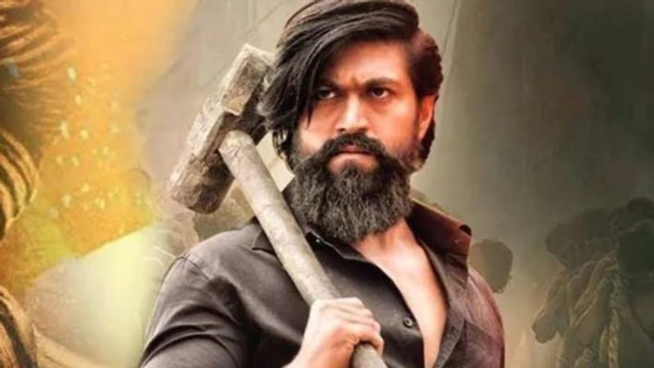 KGF 2: आखिरकार इंतजार पर लगा ब्रेक, साउथ सुपरस्टार की फिल्म इस दिन सिनेमाघरों में मचाएंगी तहलका KGF 2: आखिरकार इंतजार पर लगा ब्रेक, साउथ सुपरस्टार की फिल्म इस दिन सिनेमाघरों में मचाएंगी तहलका