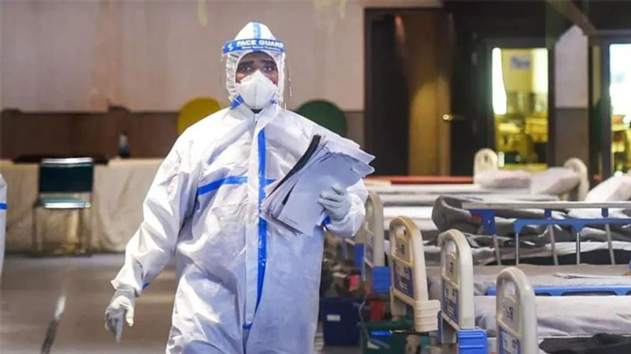 കൊവിഡ് വ്യാപനം; തീർത്ഥാടന യാത്രകളിൽ മുൻകരുതൽ എടുക്കണമെന്ന് ആരോഗ്യ മന്ത്രാലയം 