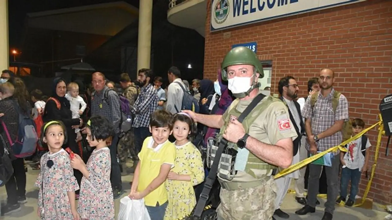 UK to urge US to extend Kabul evacuations beyond August 31 to help other nations UK to urge US to extend Kabul evacuations beyond August 31 to help other nations