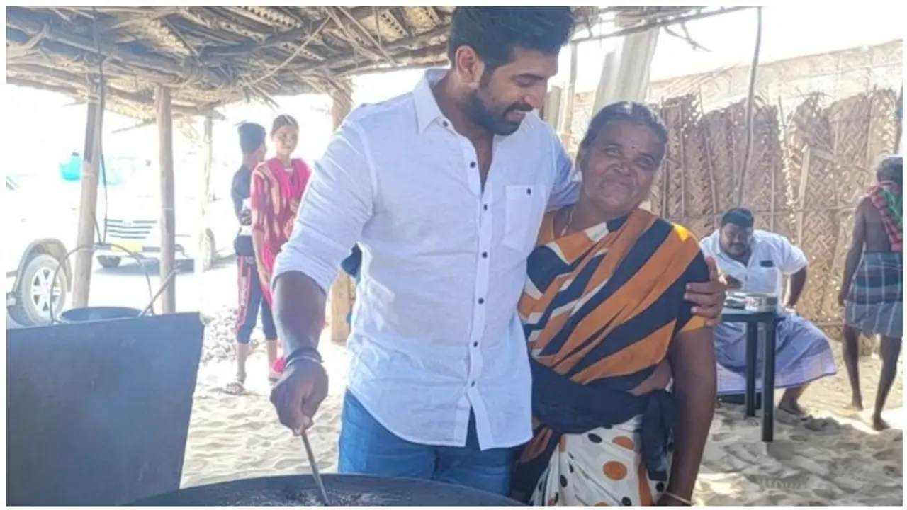 ரோட்டுக்கடையில் மீன் வறுக்கும் அருண் விஜய்..!! நெஞ்சை உருக வைக்கும் எமோஷ்னல் பதிவு..!! ரோட்டுக்கடையில் மீன் வறுக்கும் அருண் விஜய்..!! நெஞ்சை உருக வைக்கும் எமோஷ்னல் பதிவு..!!