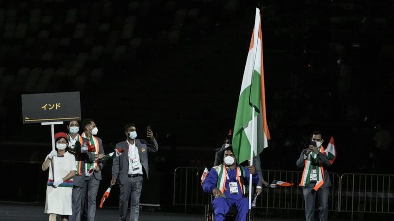 ಟೋಕಿಯೋ ಪ್ಯಾರಾಲಿಂಪಿಕ್ಸ್ಗೆ ವರ್ಣರಂಜಿತ ಚಾಲನೆ ಟೋಕಿಯೋ ಪ್ಯಾರಾಲಿಂಪಿಕ್ಸ್ಗೆ ವರ್ಣರಂಜಿತ ಚಾಲನೆ